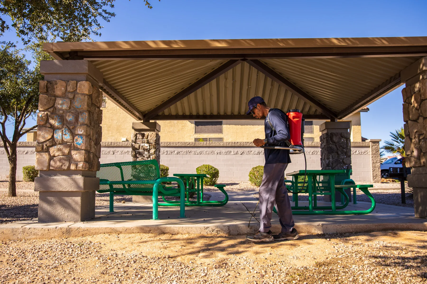 Cummings technician providing professional snake removal & prevention service in the East Valley, Arizona